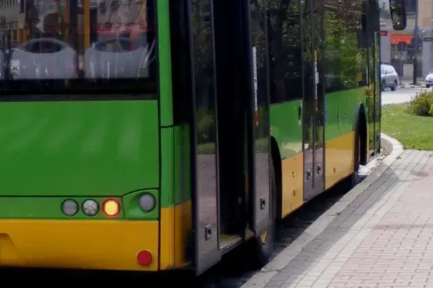 Zdjęcie Rozkład jazdy 614 701 – Sprawdź, kiedy odjeżdża Twój autobus
