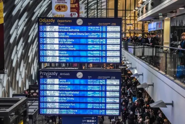 Rozkład jazdy Szczecin Kołobrzeg – poznaj godziny i czas podróży